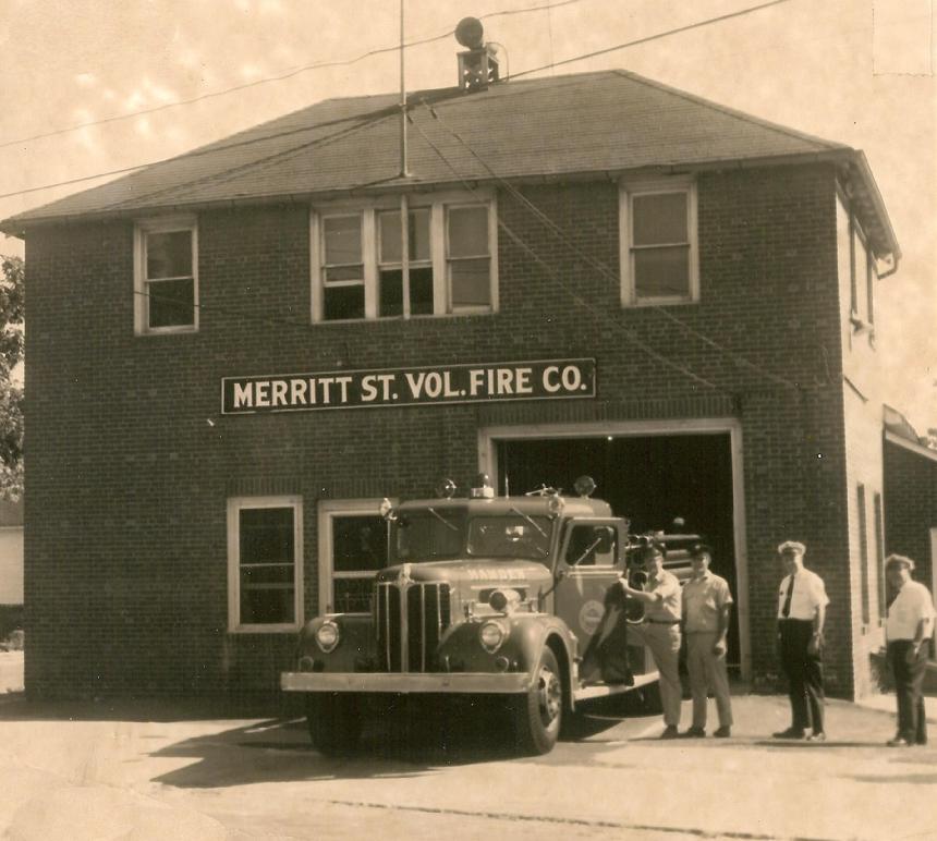 1970 - Just before Station 6 closed.  Engine 6 (1954 Maxim 750 g.p.m.)  L-R:  Fred Knudsen, Charlie Cargan, Chief V. Paul Leddy and D/C Daniel Hume (Photo by I. Sneiderman)